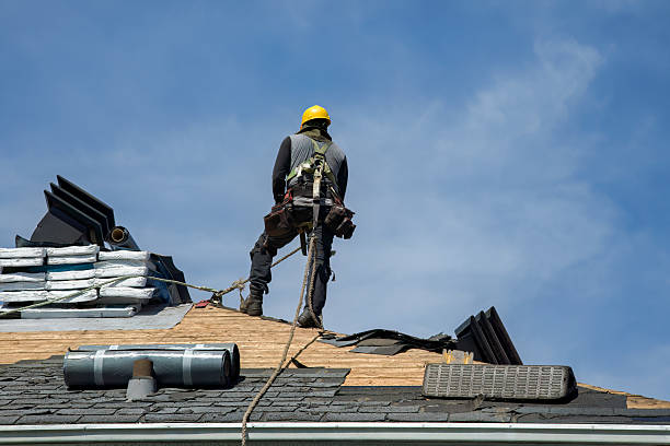 Professional Roof Installation technician working in Wadsworth, TX